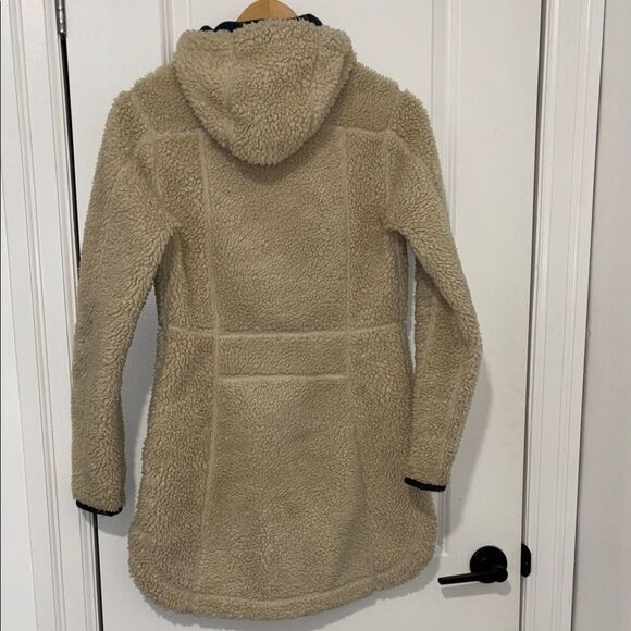 L.L.Bean Mountain Pile Fleece Coat - Picture 9 of 11